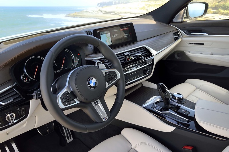 Add Android Charging to a 2017 BMW 5 Series