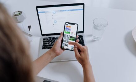 Code and Cash: Juggling Gigs While Pursuing Your Programming Passion