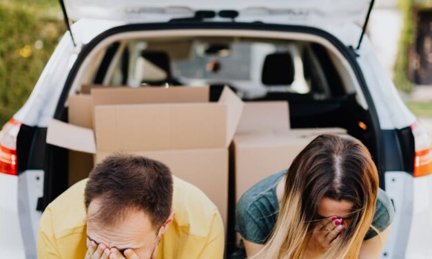 The Transition from Ownership to Permanent Renting (Software, Hardware, and Life) Is a Consumer Trap