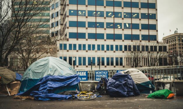 Why Homelessness Services May Need Routine Brain‑Injury Screening