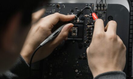 Why the Right‑to‑Repair Fight Is Now About Service Access, Not Just Gadget Freedom